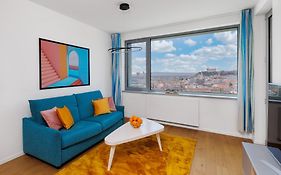 Sky Park 1 - Luxurious #Instaworthy Apartment In Downtown City Center With Included Parking, Best Address In Town
